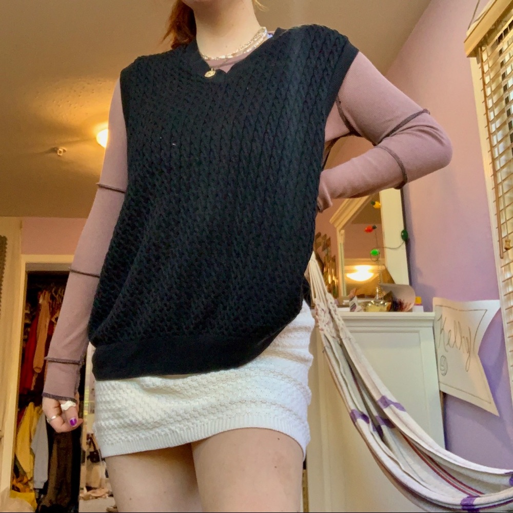 textured oversized sweater vest